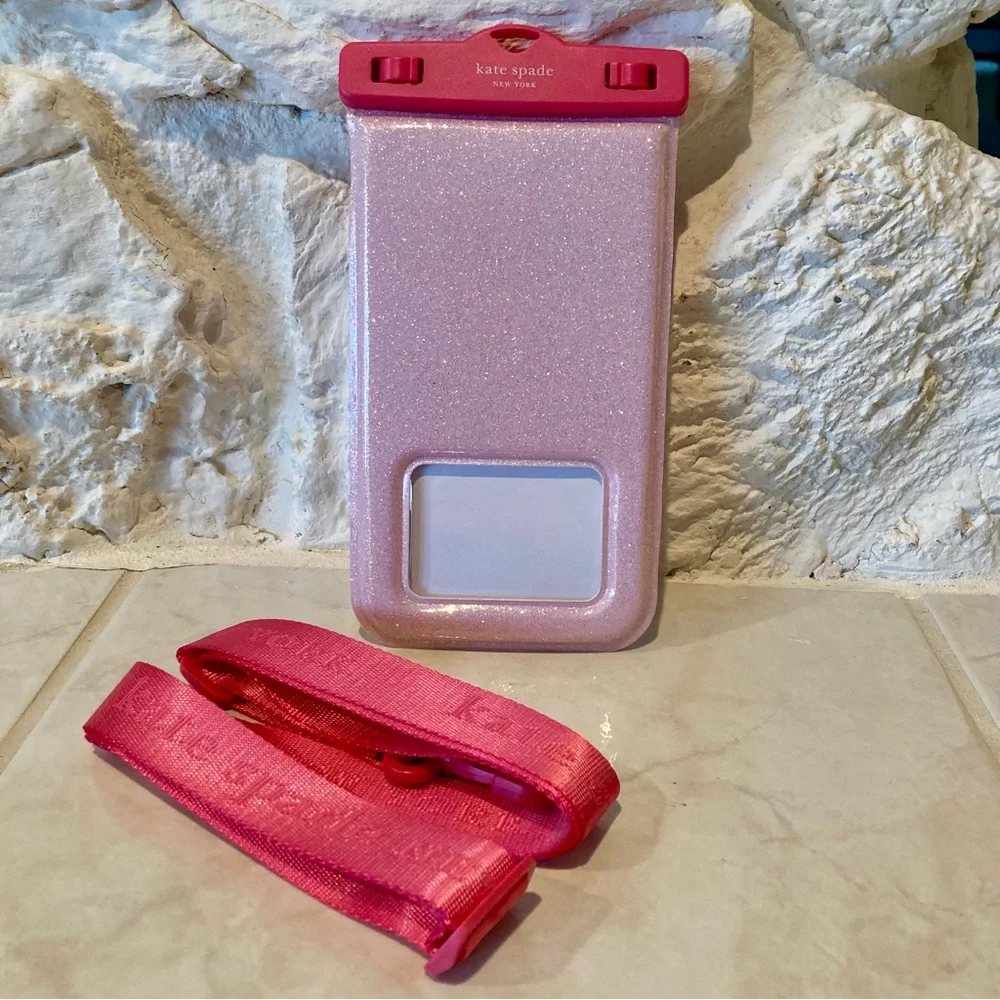 NIB Kate Spade New York IP68 Floating Waterproof Phone Pouch in glitter pink